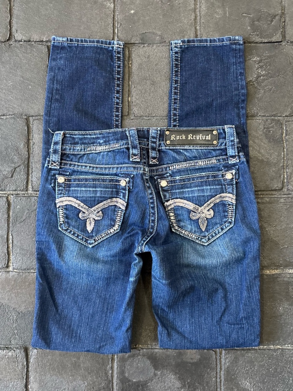 Rock Revival Women's Kathy Skinny jeans dark wash size 26X32